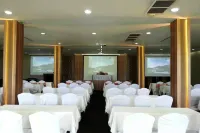 Gassan Khuntan Golf & Resort Hôtels à : Mae Tha