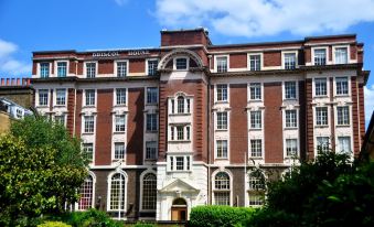 Rest up London - Hostel