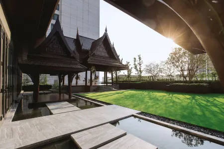 Grand Richmond Stylish Convention Hotel Отели рядом с достопримечательностью «Bang Kwang Central Prison»