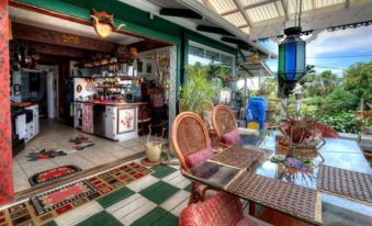 Hale Kawehi Bnb Guesthouse