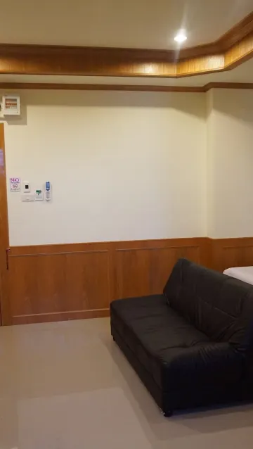 ห้องดีลักซ์ เตียงใหญ่ 1 เตียง