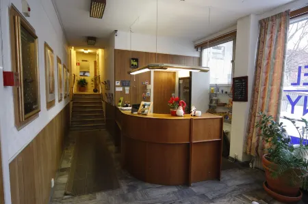 Hotel Aveny Bed & Breakfast Отели в г. Евле