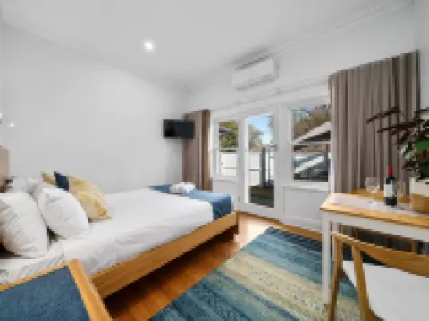 Benson House & Benson Lodge Hotels in Benalla