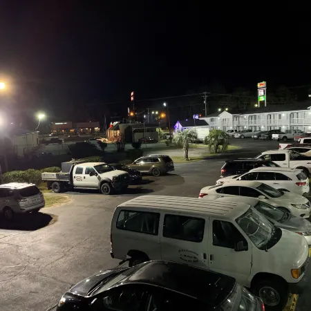 Travelodge by Wyndham Walterboro