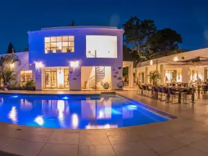 ละติจูด 13 องศา