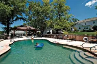 Cedar Creek Hotels in St. Johns Township