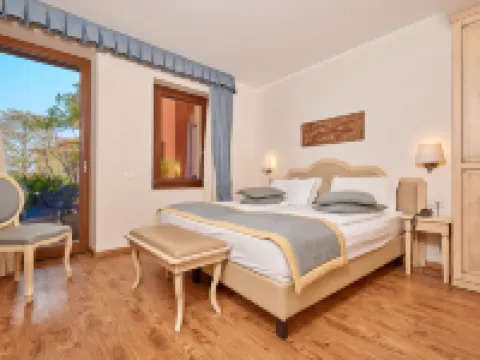 Lake Front Hotel Brenzone Hotels in Brenzone sul Garda