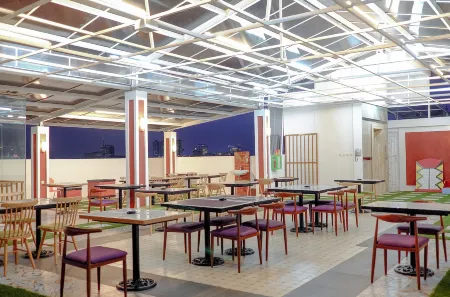 Heef Hotel Pasar Baru Отели рядом с достопримечательностью «Мечеть Истикляль»