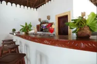 Pongwe Bay Resort - bar