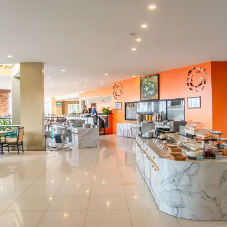 Royal Phala Cliff Beach Resort