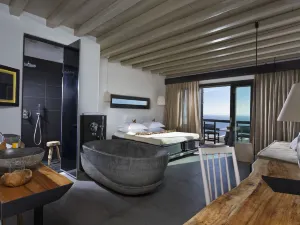 Myconian Utopia Relais & Chateaux