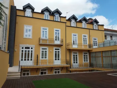 Hotel Ibn-Arrik Отели рядом с достопримечательностью «Коимбрский университет»