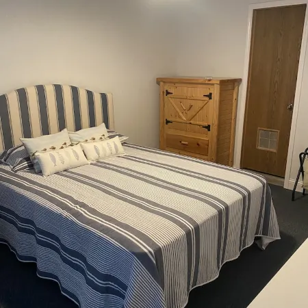 2 bedroom Cabin, perfect beach getaway