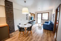 Apartamenty Sun & Snow Zielony Zdrój Отели в г. Избы