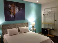 RedDoorz @ Casa de Apple Dago Bandung Hotel di Cibeunying Kaler