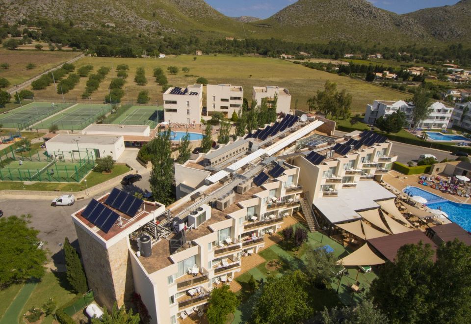 hotel overview picture