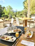 Mo & Rose's Nature Retreat Hotels in Robertson