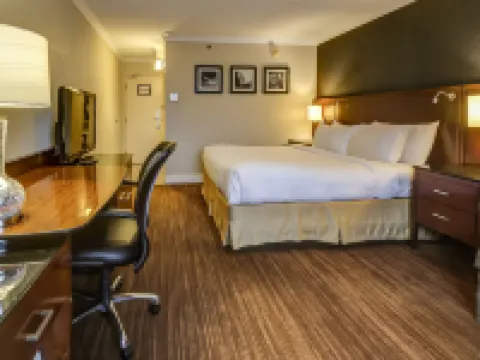 La Saguenéenne - Hôtel et Centre de Congrès Hotels in Chicoutimi