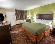 Econo Lodge Biltmore - Bãi đậu xe