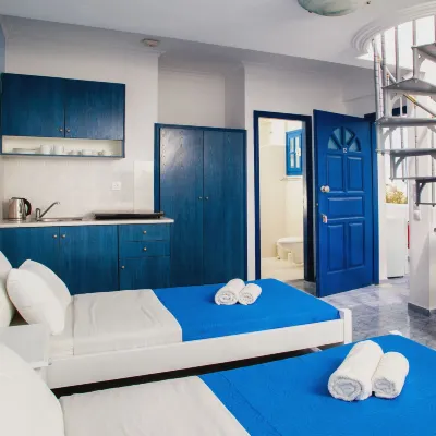 Roula Villa Studios & Apartments Отели рядом с достопримечательностью «Древняя Фира»