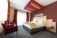 Maiers Hotel Oststeirischer Hof Hotels in Burgauberg-Neudauberg