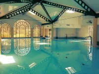 Peebles Hydro - Pools