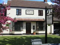 Parkside Guest House Hotels in Carlton