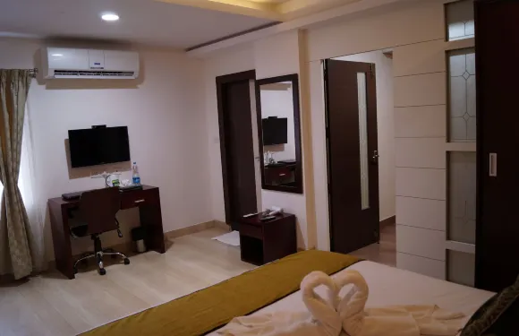 威英薩爾公園旅館