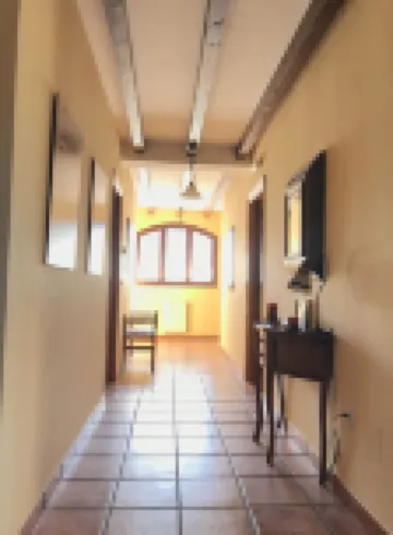 米迪亞維亞旅館