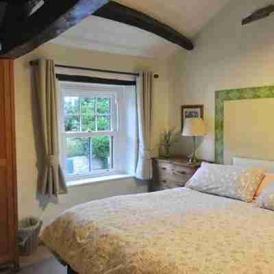 Dunkeld Cottage - ideal for touring the Lake District National Park! WiFi. Rooms