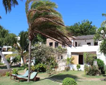 Peponi Hotel Hotels in Shela