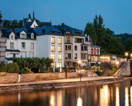 Villa Steps from Castle Hotels in Bouillon