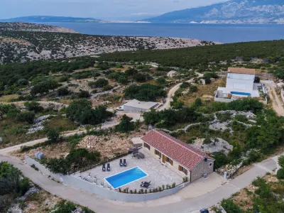 Villa Nika
