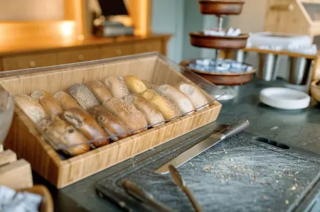 The Harbor Front Inn Отели в г. Пеконик