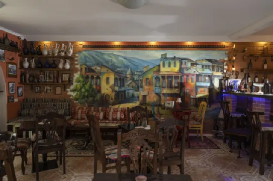 Elia Boutique Hostel & Apart-Hotel