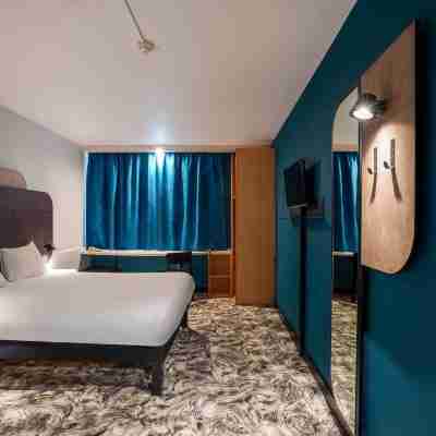 B&B Hotel Chartres Centre Cathédrale 3 étoiles Rooms