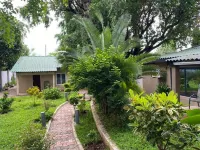 Zambezi Ultima Lodge Hotels in 