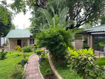 Zambezi Ultima Lodge Hotel di 