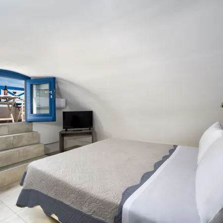 Honeymoon Beach Studios