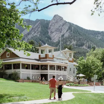 Colorado Chautauqua Cottages