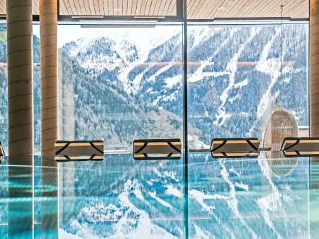 Chalet Resort with Terrace