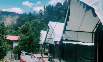 Emerald Woods Mukteshwar