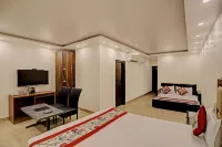 Staybook Atlanta New Delhi Train Station - Pet friendly