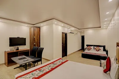 Staybook Atlanta New Delhi Train Station Отели в г. 