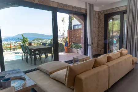 Panoramic Konaklama Tesisi Bodrum Отели рядом с достопримечательностью «Бодрумский музей подводной археологии»