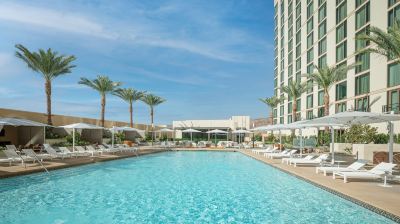 Outdoor Swimming Pool Yaamava' Resort & Casino at San Manuel Photo