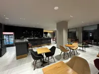 Boutique Hotel The Roots