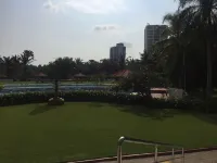 Le Méridien Kochi - 5 tähden