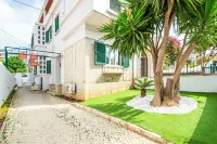 Urban Bliss Guesthouse Hotels in Estoi