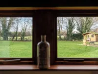 The Threshing Barn-Stunning 5 BD Retreat Hotels in Wychavon District